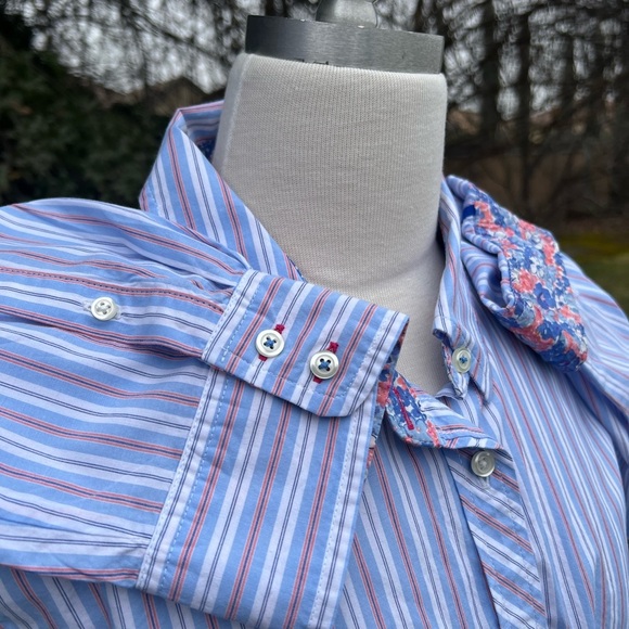 TALBOTS Striped Button-Up Shirt with Floral Cuffs🌺(TALBOTS) - Picture 5 of 6